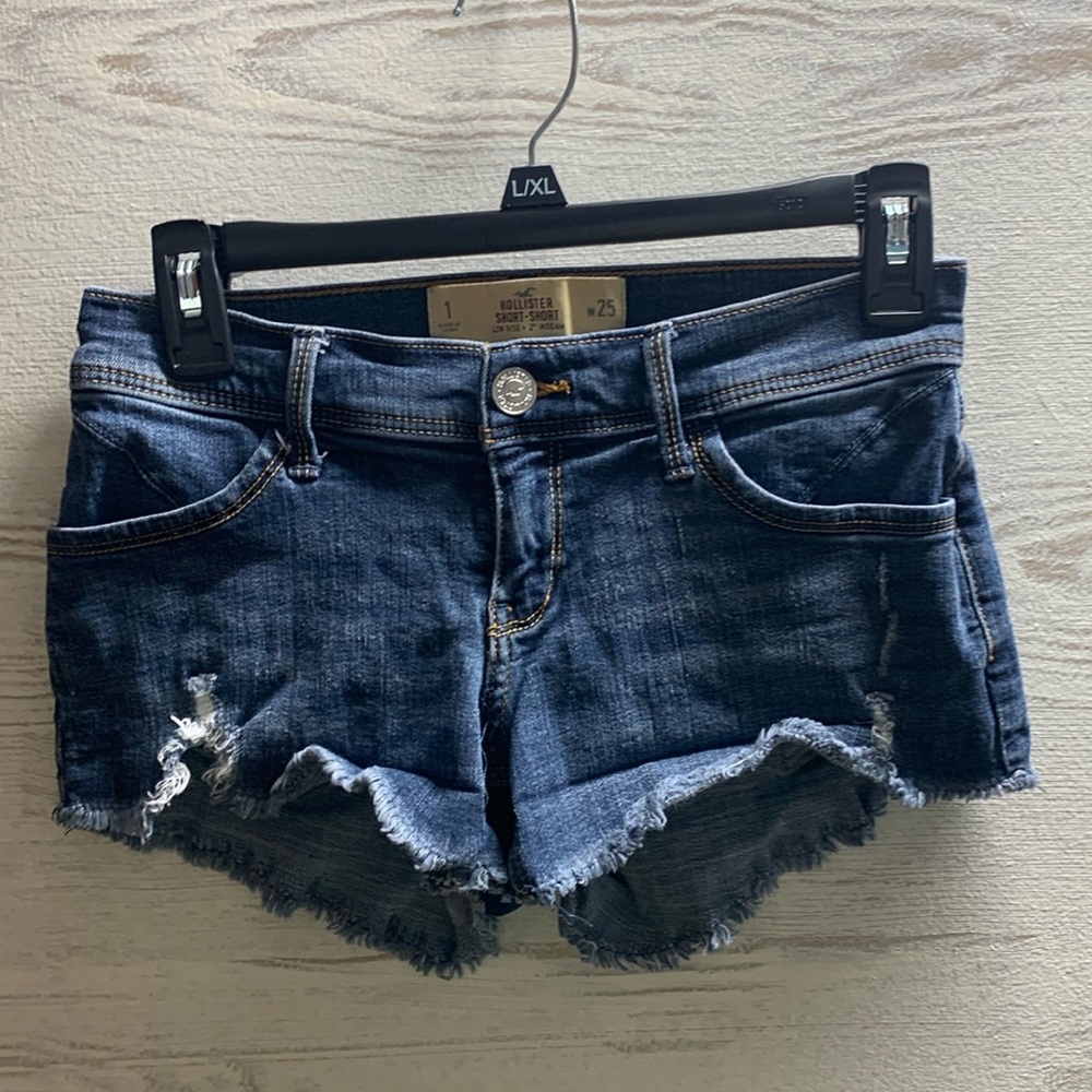 Hollister low rise short short denim size 1